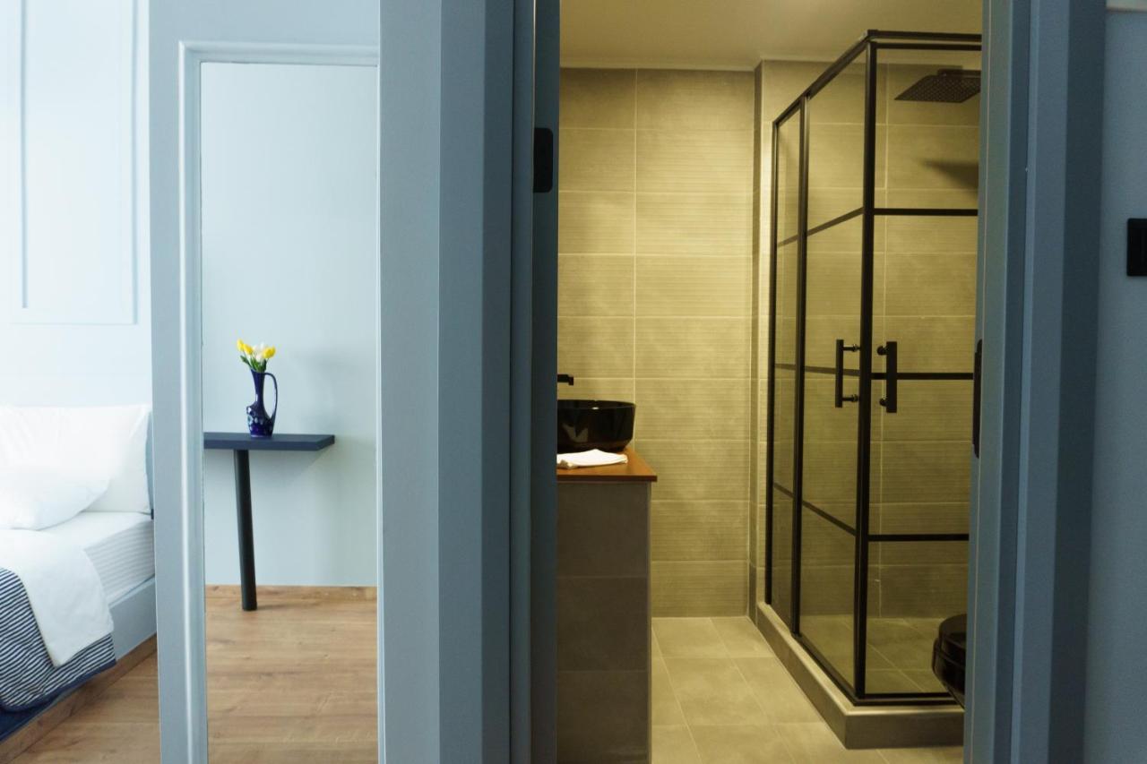 Sani Deluxe Suites Home- Monastiraki Square - Brand New Home เอเธนส์ ภายนอก รูปภาพ