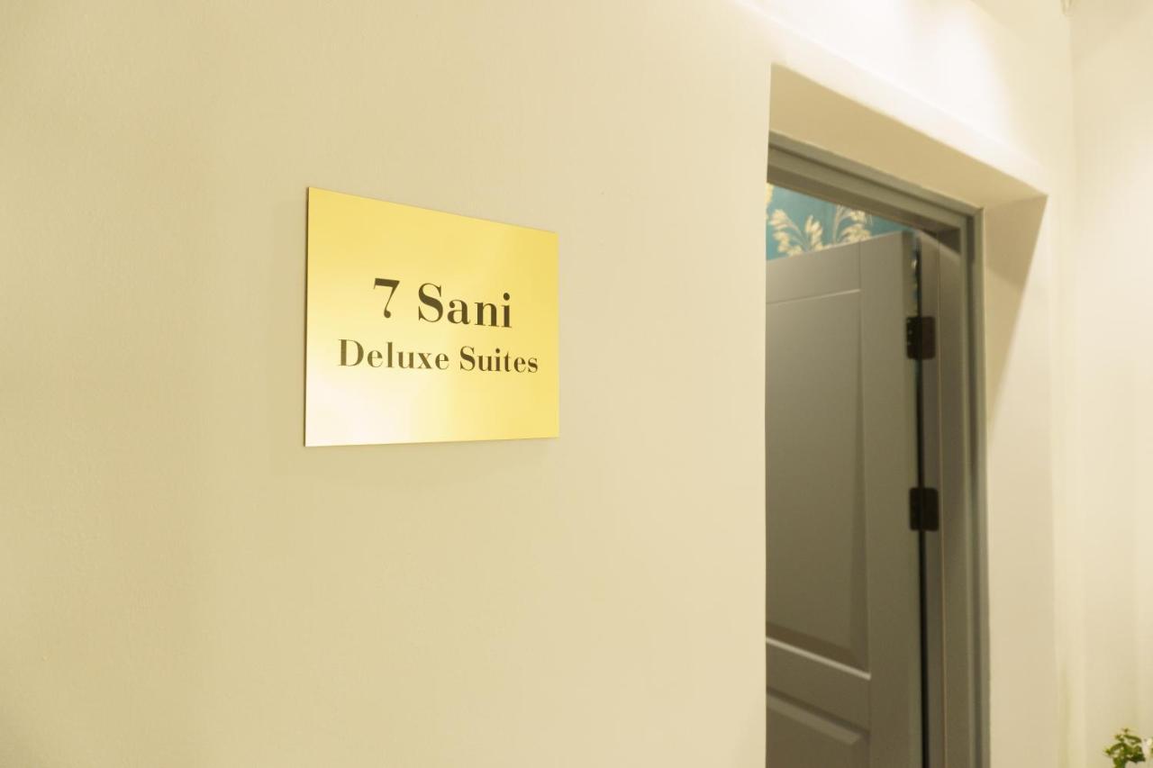 Sani Deluxe Suites Home- Monastiraki Square - Brand New Home เอเธนส์ ภายนอก รูปภาพ